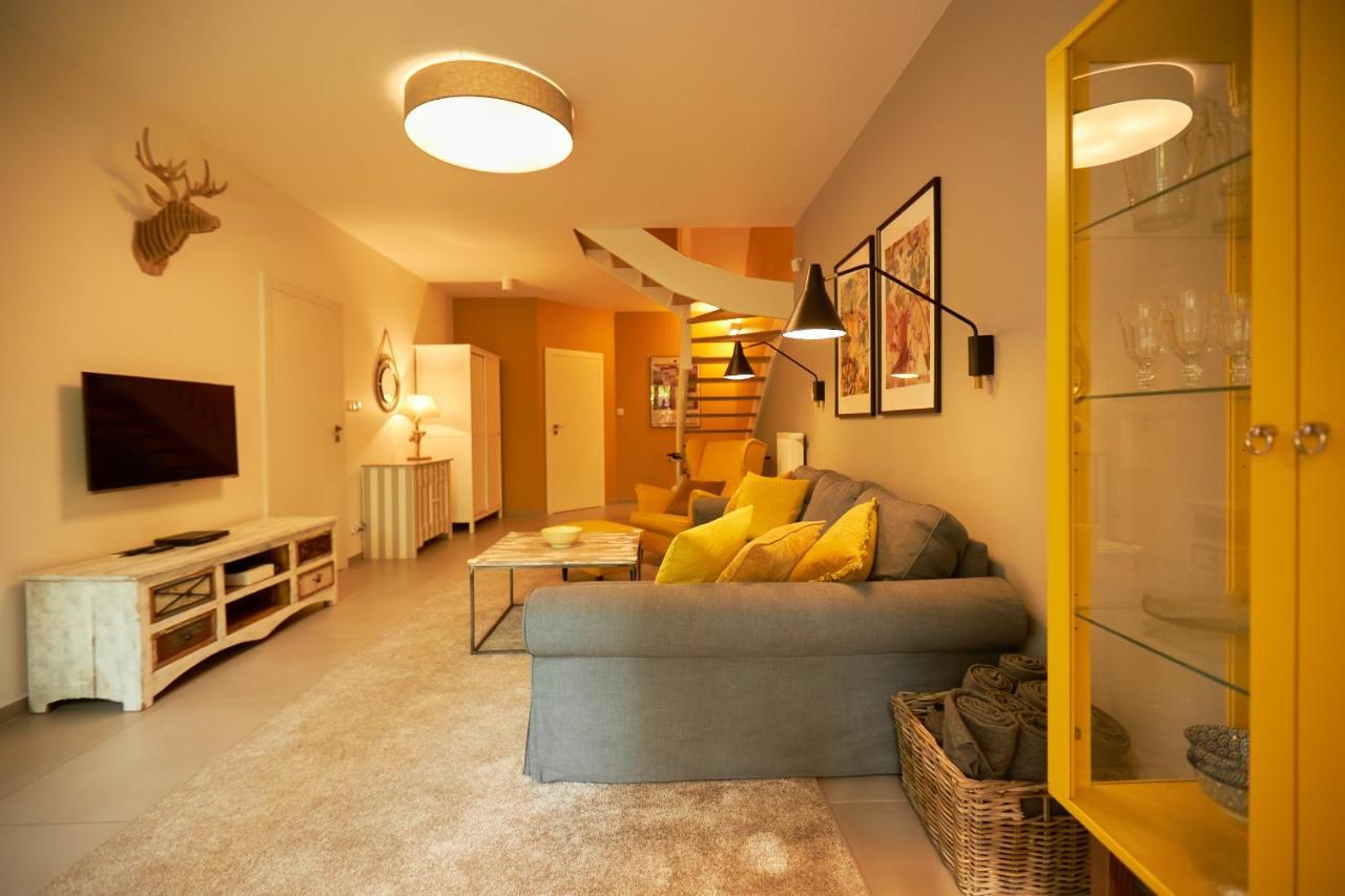 Seayou Yellow House Villa Rogowo  Exteriör bild